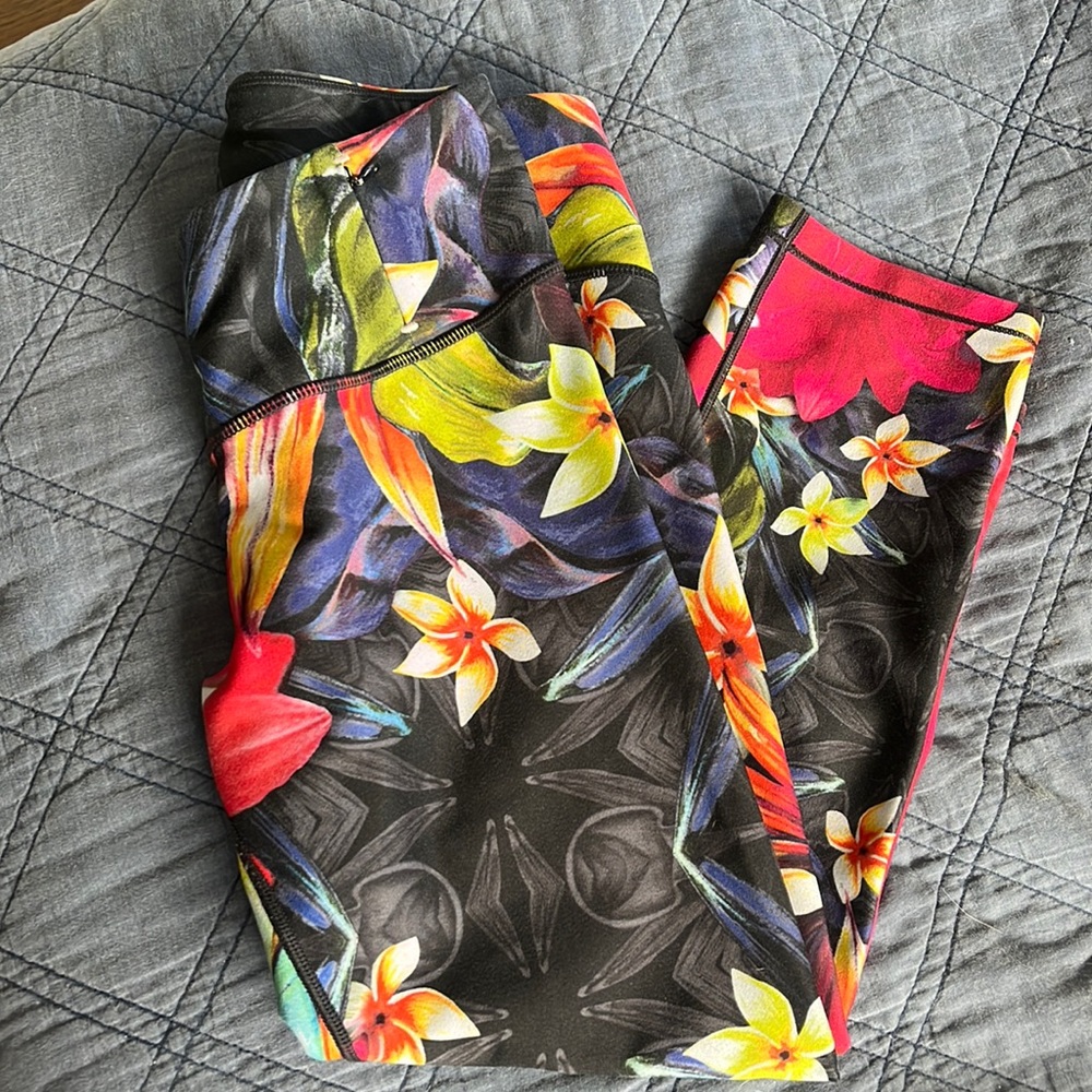 CALIA Capri Leggings